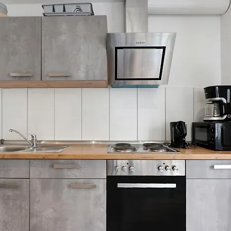 Schoental Apartment *