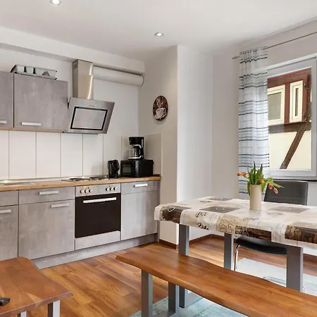Schoental Apartment *